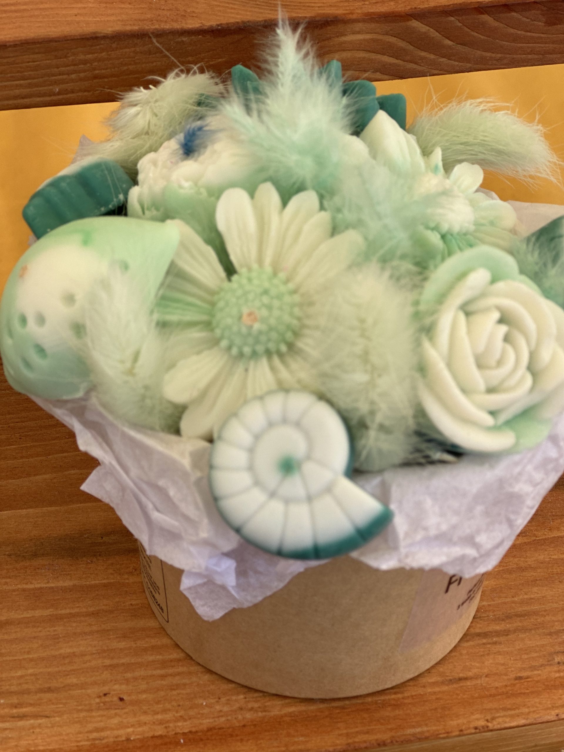 Bouquet fleurs et coquillages